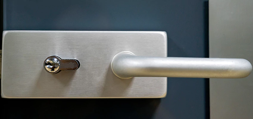Change Patio Door Locks in Pismo Beach, California